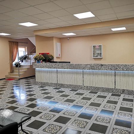 Отель Визит Pogreby  Exterior photo