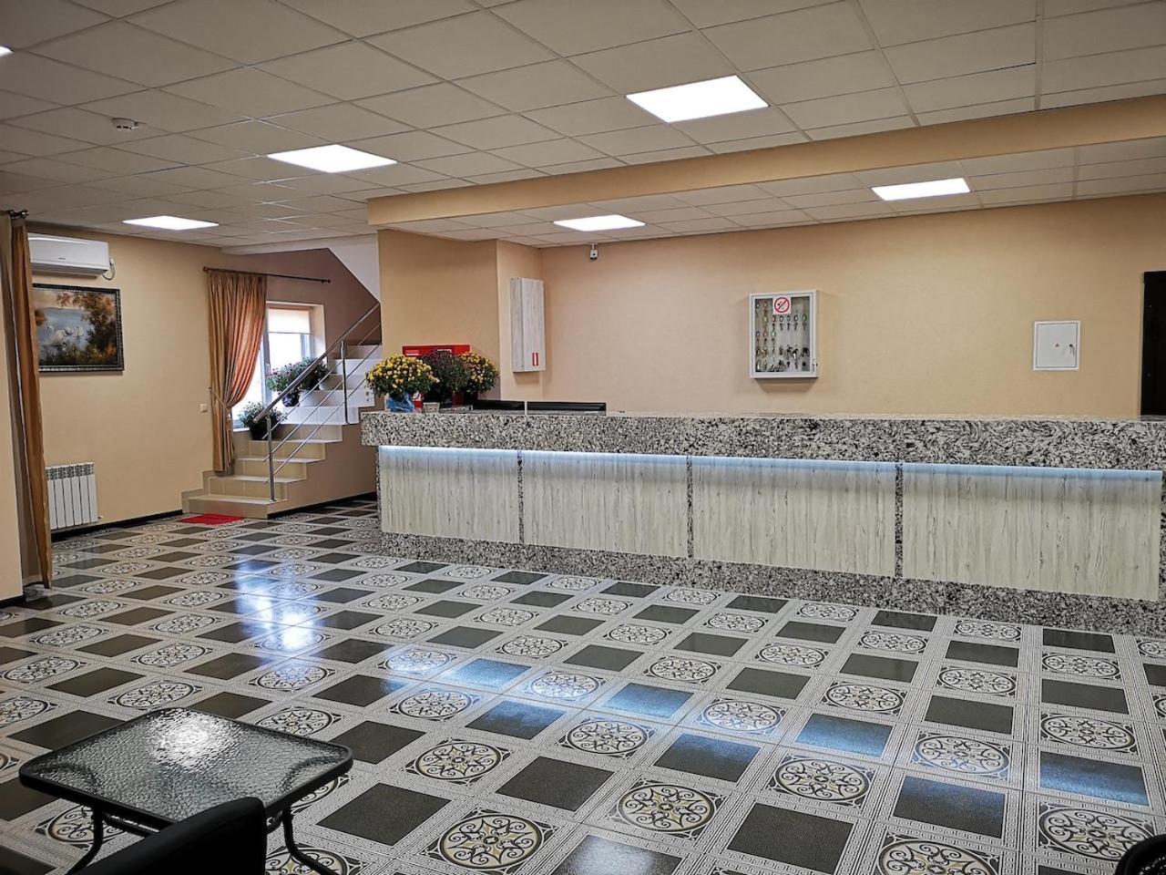 Отель Визит Pogreby  Exterior photo